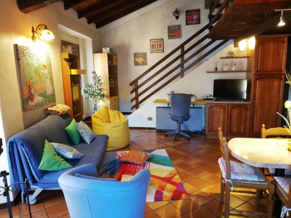 Alex'S Home Crone Luaran gambar