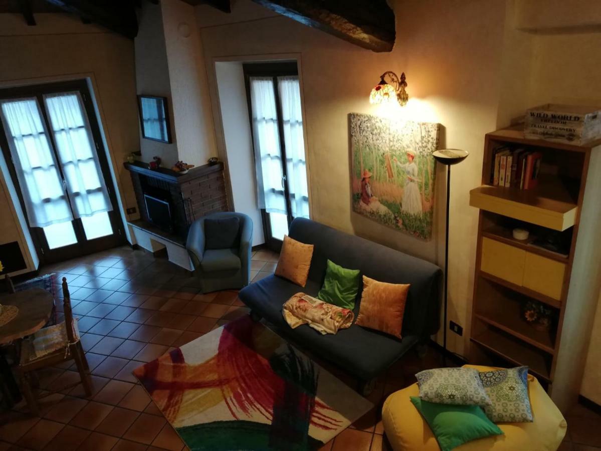 Alex'S Home Crone Luaran gambar